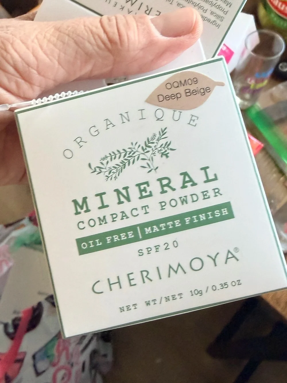 Cherimoya DEEP BEIGE Mineral Compact Powder
